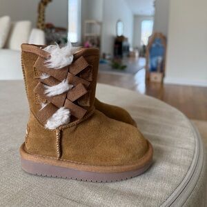 Koolaburra Tan Kids Boots with Fluffy Accents 6